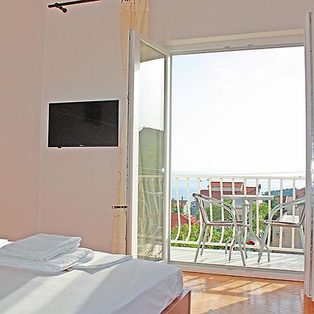 Bougainvillea Apartments Макарска Екстериор снимка