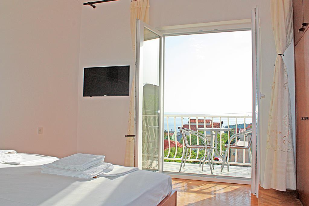 Bougainvillea Apartments Макарска Екстериор снимка